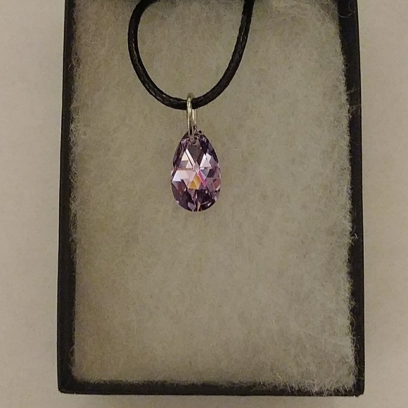 Hibiscus Purple Crystal Teardrop Necklace - Picture 2 of 8